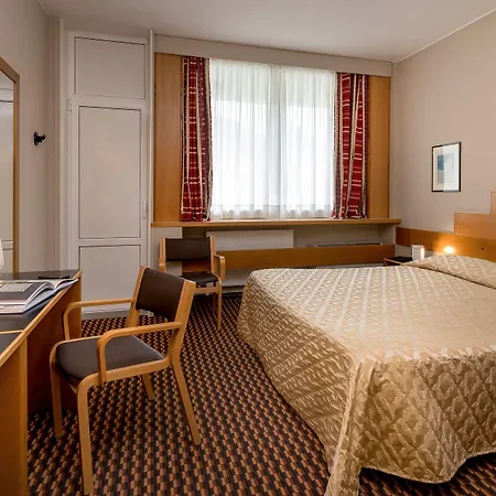 Santoli Hotel 3*