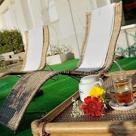 Santoli Hotel