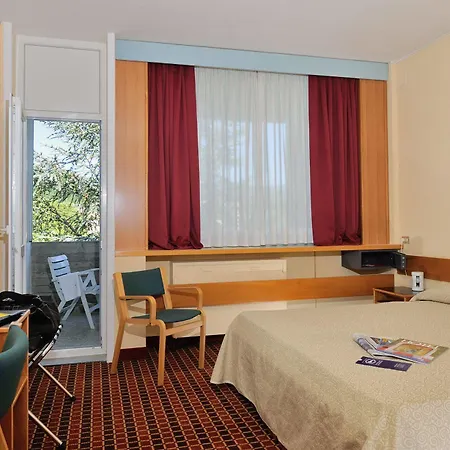 桑多利酒店 波雷塔泰尔梅